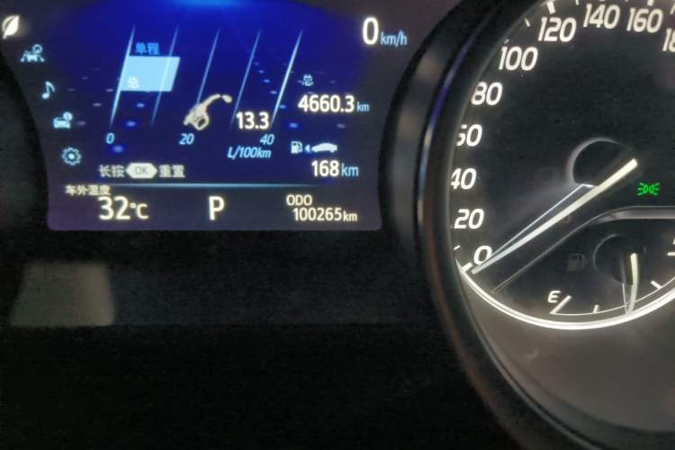 Used Toyota Camry 2018 2.0G Luxury Edition
