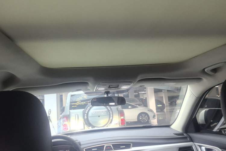 Used Geely Auto Emgrand X7 Sport 2020 1.8TD DCT Two-Wheel Drive Smart Connect 4G-Enabled Version