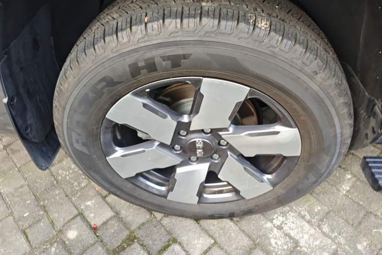 Used  BJ60 Leiting 2024 Magic Electric Drive Advanced Version 7 Seats
