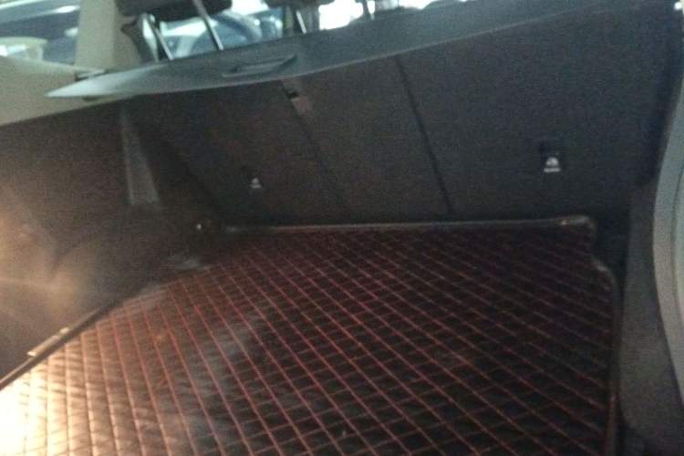 Used Volkswagen Tiguan L 2022 330TSI Automatic Two-Wheel Drive Smart Edition
