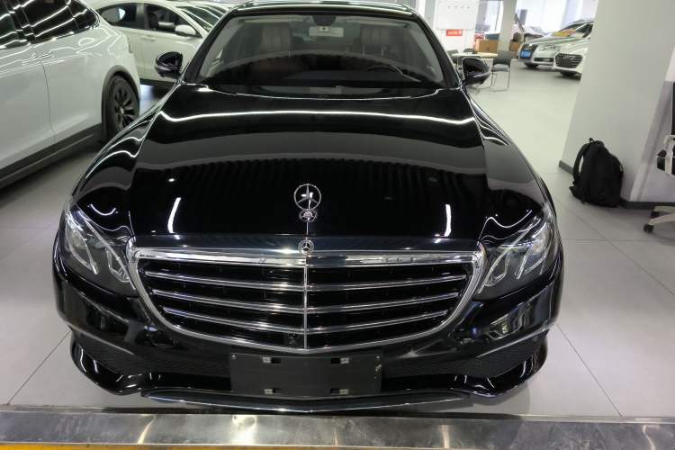 Used Mercedes-Benz E-Class 2019 E 300 L Luxury Model
