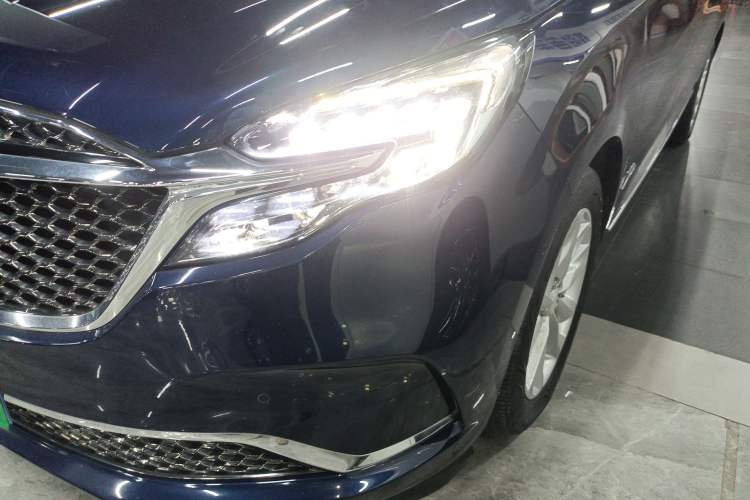 Used Buick GL8 2020 Avenir Avia Four-Seat Luxury Edition