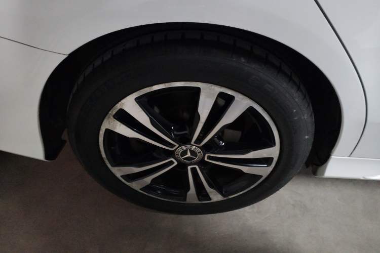 Used Mercedes-Benz C-Class 2017 Restyled C 200 Sport Edition
