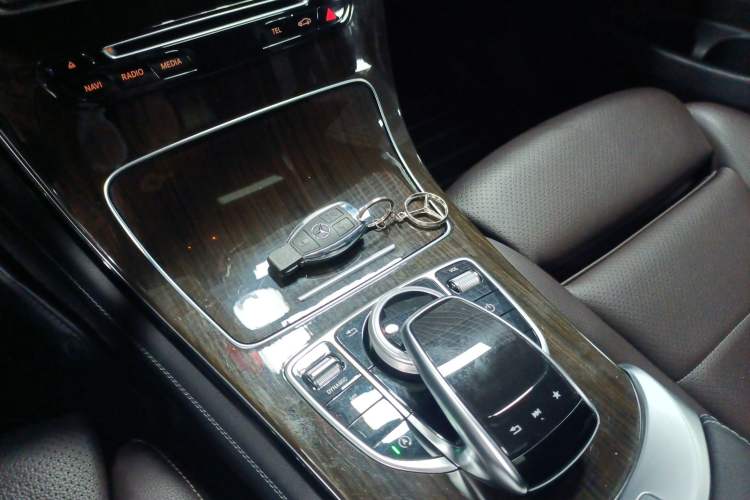 Used Mercedes-Benz GLC 2019 GLC 260 4MATIC Dynamic Edition
