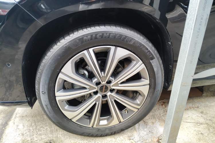 Used  Lanyue 2023 400T Four-Wheel Drive Star Prestige 7-Seater
