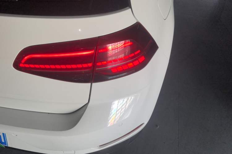 Used Volkswagen Golf 2018 230TSI Automatic Luxury Version