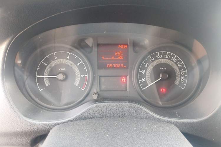 Used Peugeot 301 2016 1.6L Manual Comfort Edition