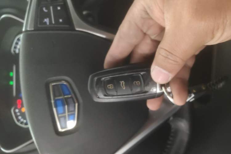 Used Geely Auto Vision X6 2018 1.8L Manual 4G Connect Luxury Edition