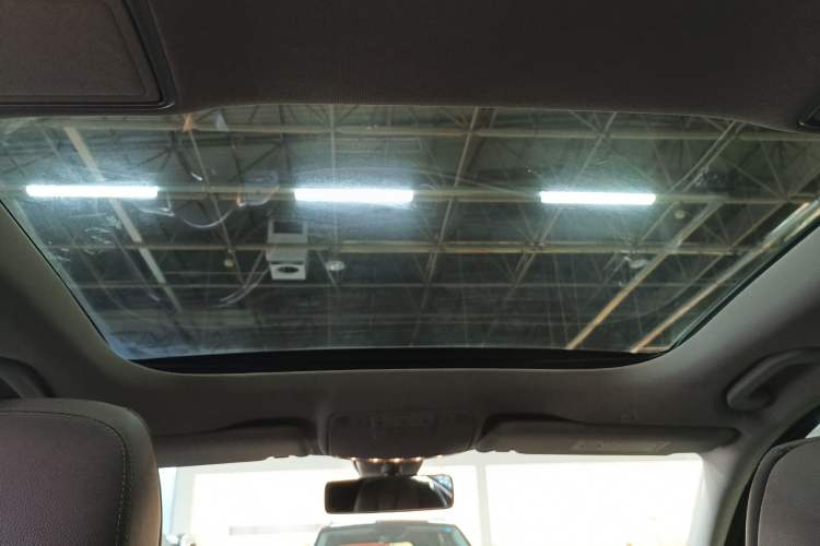 Used Mercedes-Benz E-Class 2020 E 300 L Sporty and Stylish Model
