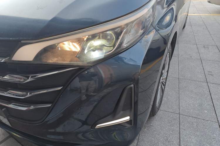 Used GAC Trumpchi M6 2019 270T Automatic Luxury Edition (7-seater) China V Standard