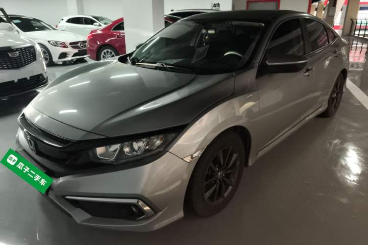 Used Honda Civic 2016 220TURBO CVT Luxury Edition
