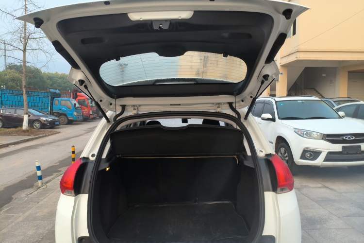 Used Peugeot 2008 2014 1.6L Automatic Fashion Edition
