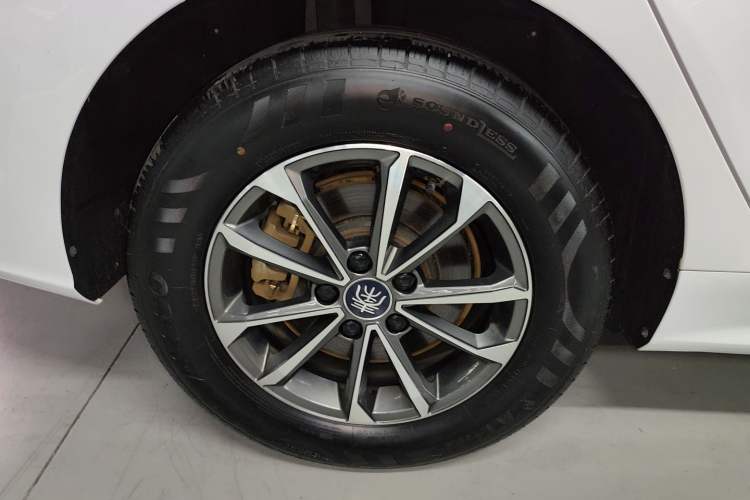 Used BYD Qin PLUS 2023 Champion Edition DM-i 55KM Leading Model
