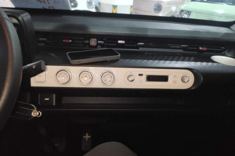 Used Wuling Hongguang MINIEV 2022 GAMEBOY 300km Enthusiast Model with Lithium Iron Phosphate
