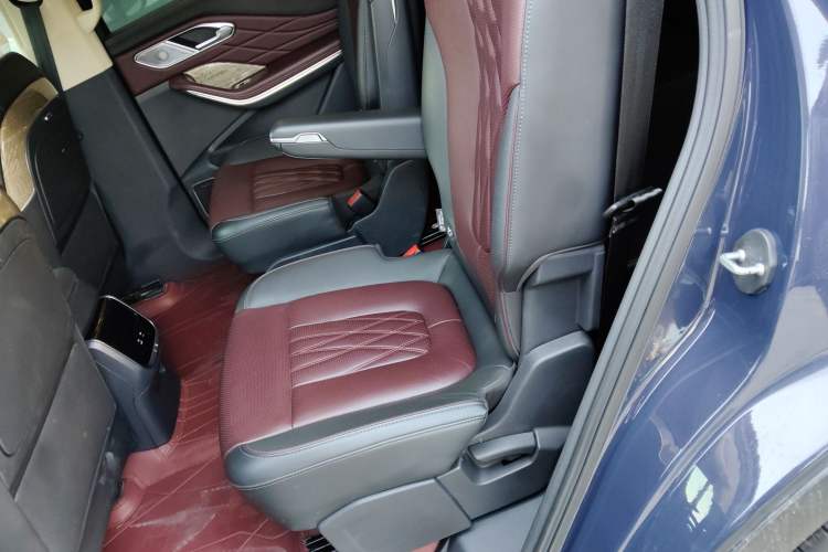 Used Hongqi HS7 2023 2.0T Automatic All-Wheel-Drive Flagship Edition Six Seats
