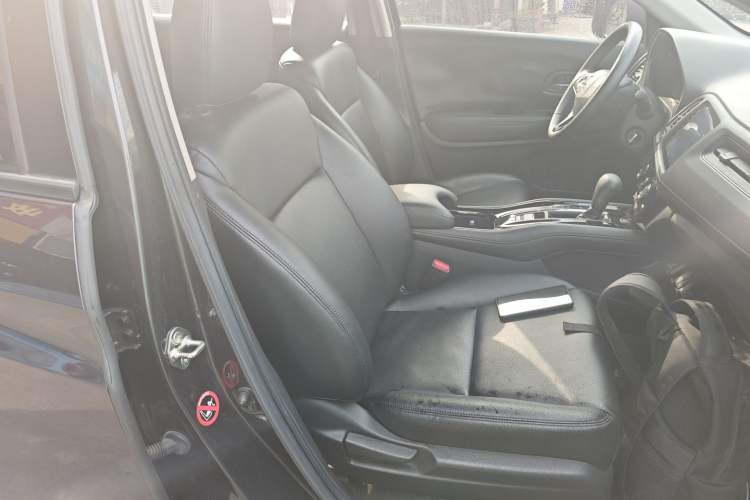 Used Honda Vezel 2020 1.5L CVT Pioneer Edition