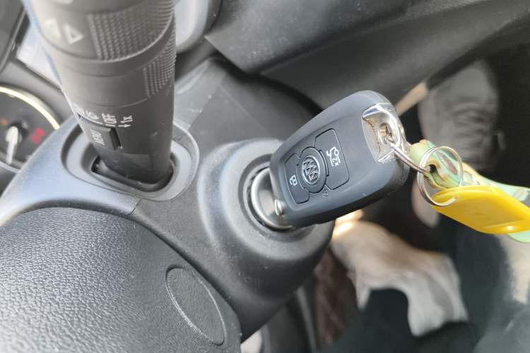 Used Buick Verano 2023 Pro Le Yi Edition
