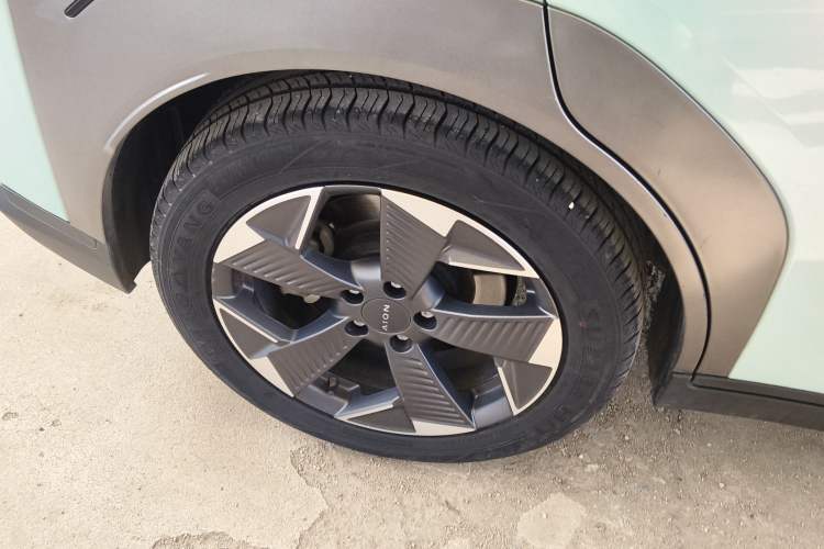 Used AION Y 2022 70 Intelligent Edition Lithium Iron Phosphate
