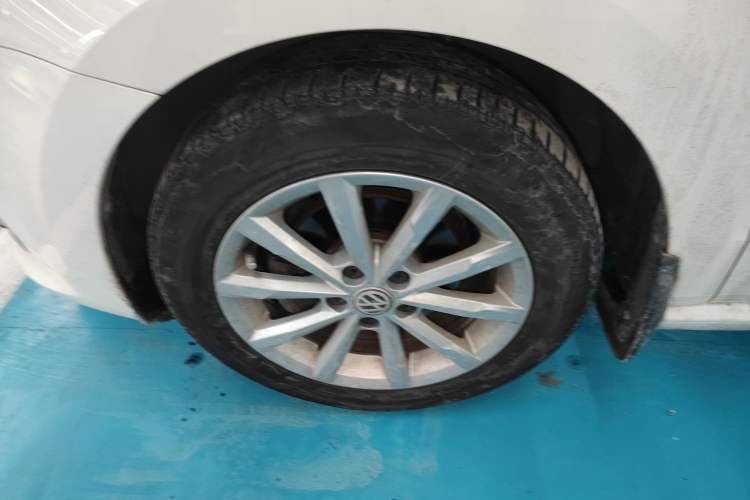 Used Volkswagen Polo 2014 1.6L Automatic Luxury Edition