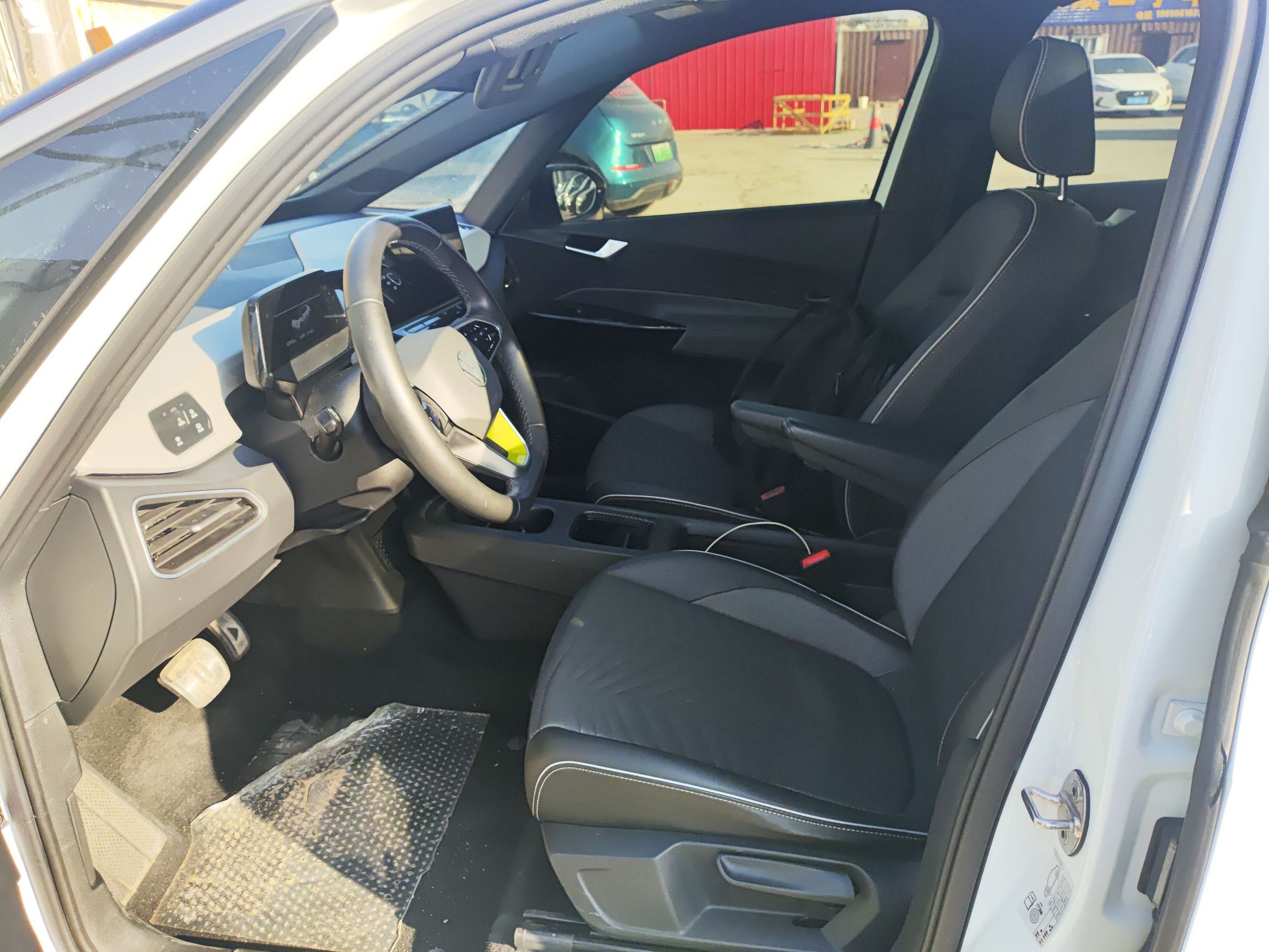 Переднее сиденье в автомобиле