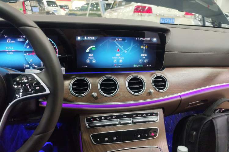 Used Mercedes-Benz E-Class 2023 E 260 L
