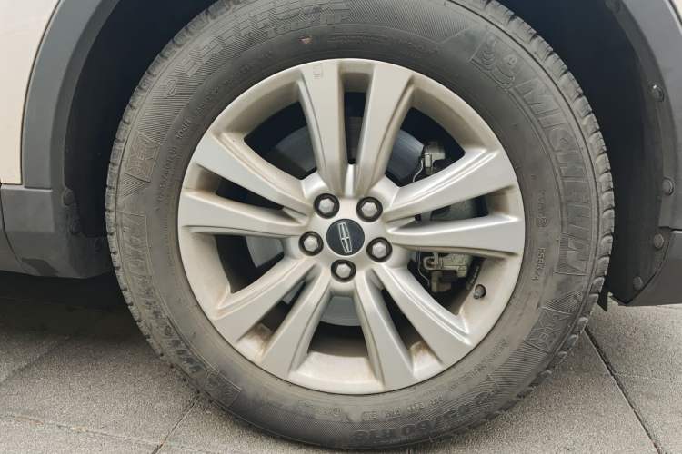 Used Lincoln MKX 2017 2.0T Two-Wheel Drive Deluxe Edition
