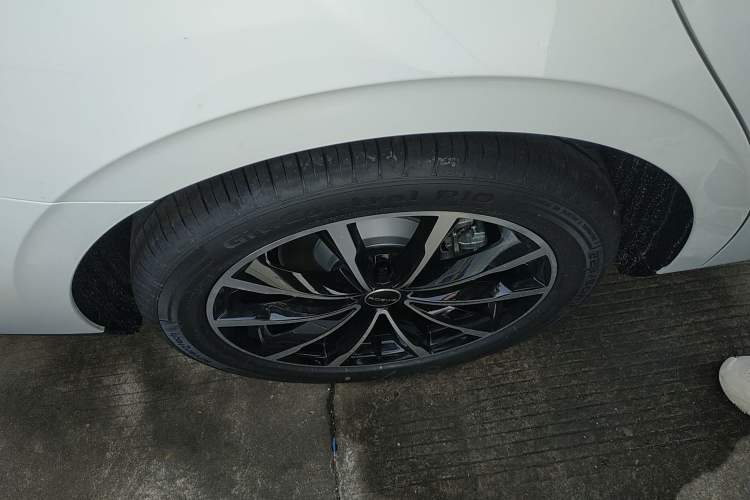 Used Roewe D7 2025 DMH 125km World Champion Excellence Edition