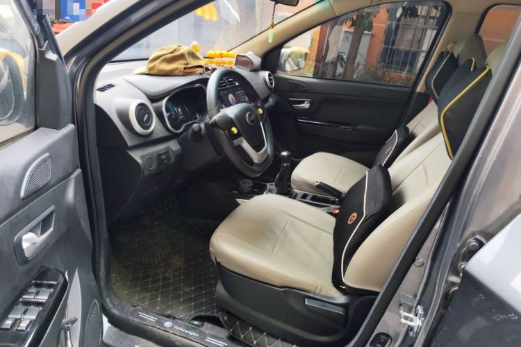 Used SWM X2 2021 1.5L Manual Business Version 7 Seats