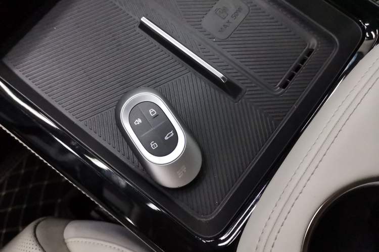 Used  Shanhai L7 2024 1.5T 120km ULTRA 7-Seater
