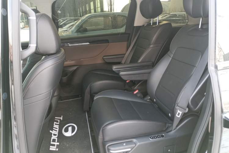 Used GAC Trumpchi Trumpchi E8 2024 Honor Series 2.0L Honor Edition
