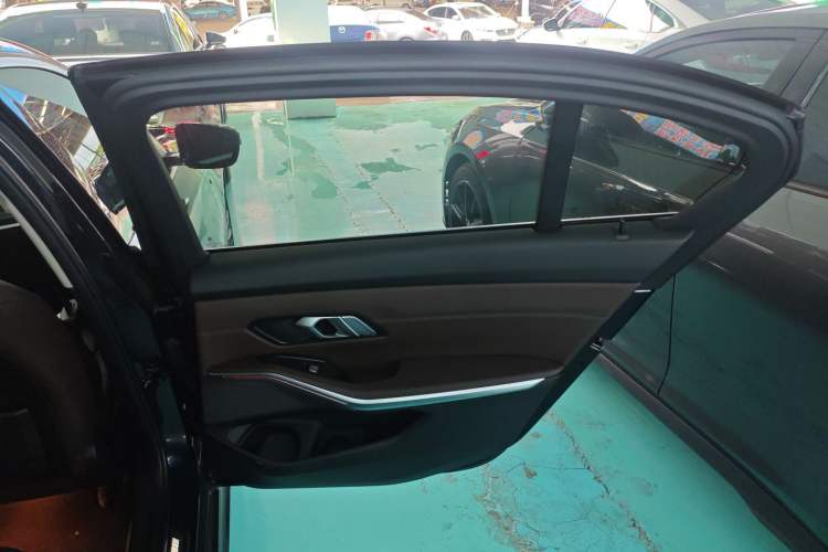 Used BMW 3 Series 2022 Updated 325Li M Sport Package
