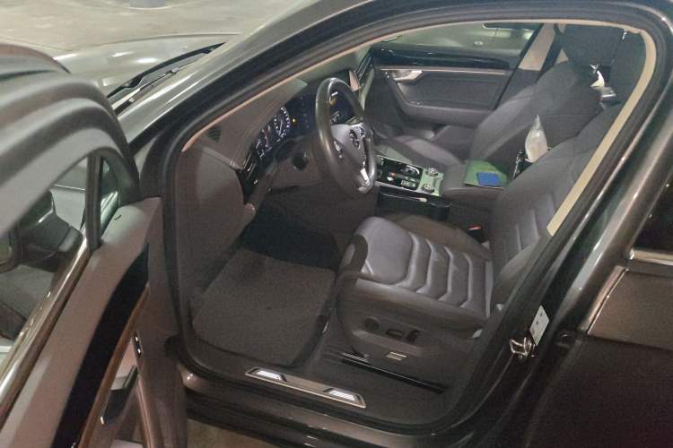 Used Volkswagen Touareg 2019 2.0 TSI Ruiyi Edition China V Standard
