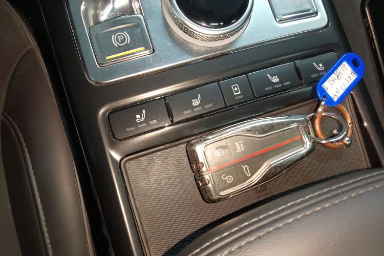 Used Hongqi HS5 2019 2.0T Smart Connect Flagship All-Wheel-Drive Version