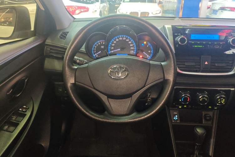 Used Toyota YARiS L 2019 1.5E CVT Dynamic Edition China VI compliant
