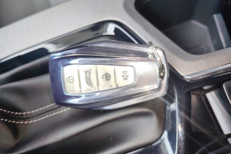 Used Geely Auto Emgrand 2022 4th Generation 1.5L CVT Flagship Model
