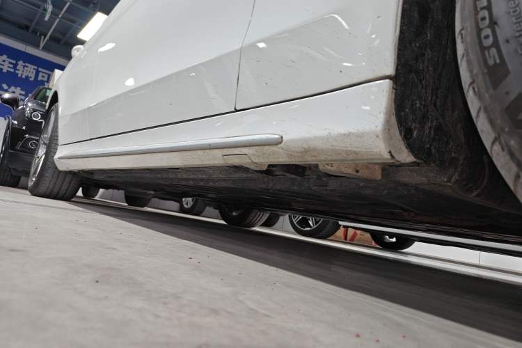 Used Mercedes-Benz C-Class 2015 C 260 L Sport Edition
