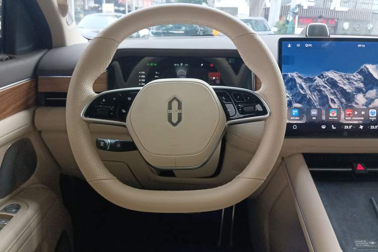 Used Hima AITO M7 2024 1.5T Rear-Drive Plus Version 5 Seats
