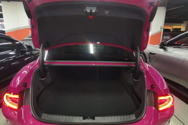 Used  SU7 2024 Rear-Drive Ultra-Long Range Advanced Pro-Level Intelligent Driving Version