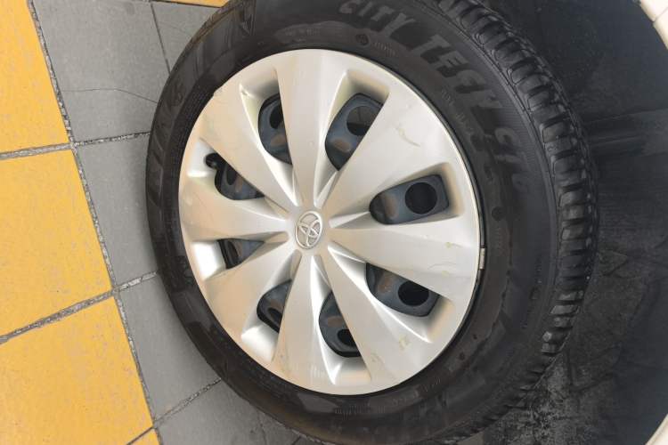 Used Toyota YARiS L 2016 Revised 1.5E CVT Charming Edition