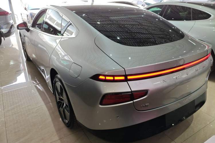 Used XPeng P7 2023 P7i 702 Pro