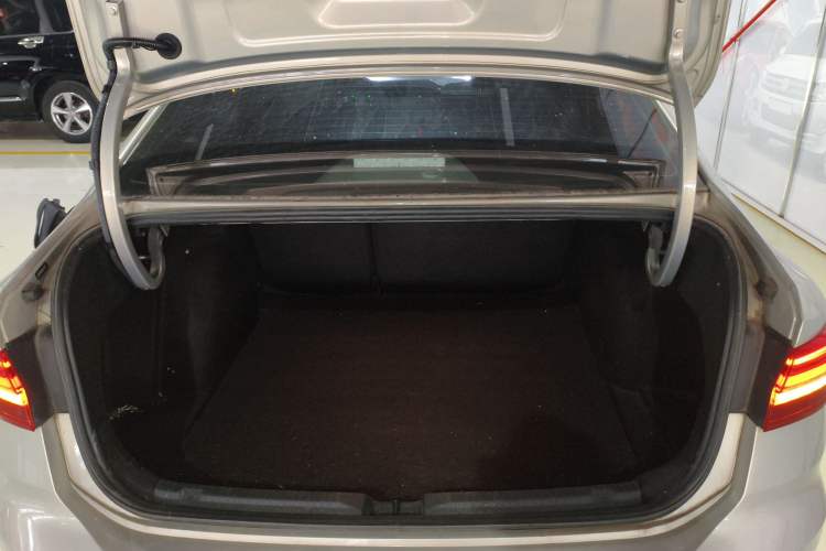 Used Volkswagen Lavida 2019 1.5L Automatic Comfort Edition China VI Standard
