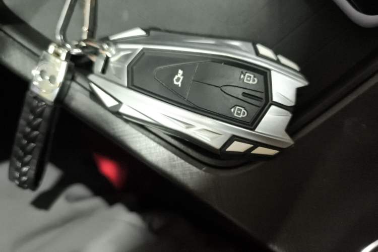 Used Changan UNI-T 2022 2.0T Prestige Version