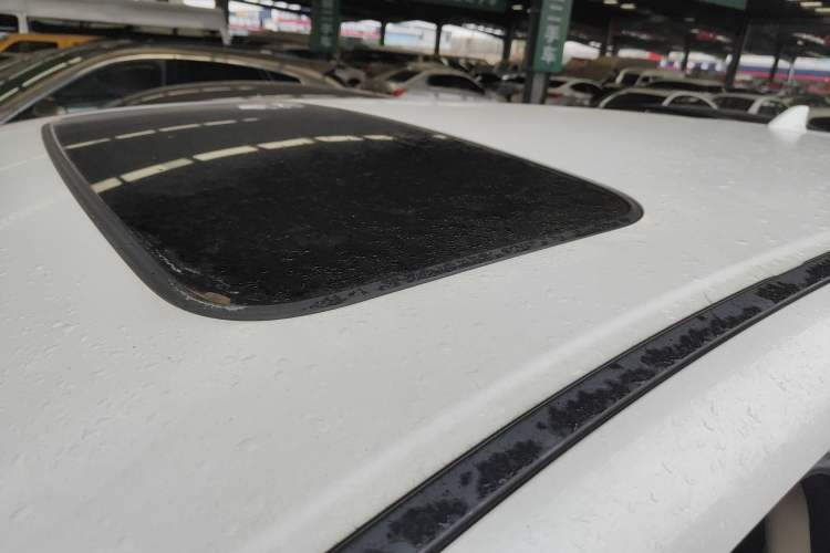 Used Honda CR-V 2016 2.0L two-wheel drive Urban Edition
