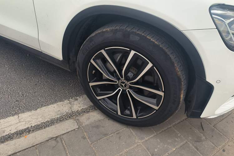 Used Mercedes-Benz GLC 2021 GLC 260 L 4MATIC Luxury Model