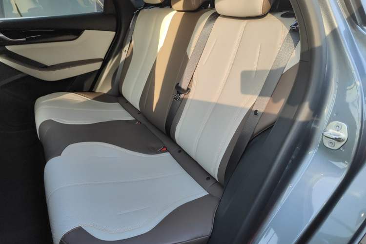 Used BYD Qin PLUS 2023 Champion Edition DM-i 55KM Leading Model
