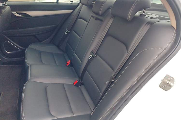 Used Geely Auto Emgrand 2018 1.5L CVT Upward Connect Edition