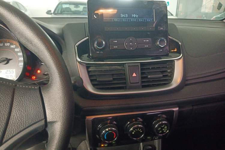 Used Toyota YARiS L 2020 1.5L CVT Leading Edition
