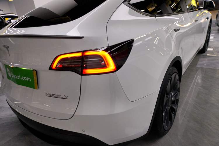 Used Tesla Model Y 2021 Performance High-Performance All-Wheel-Drive Version
