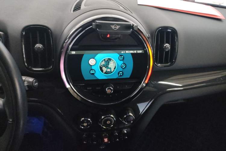 Used  Countryman 2018 1.5T COOPER Special Edition
