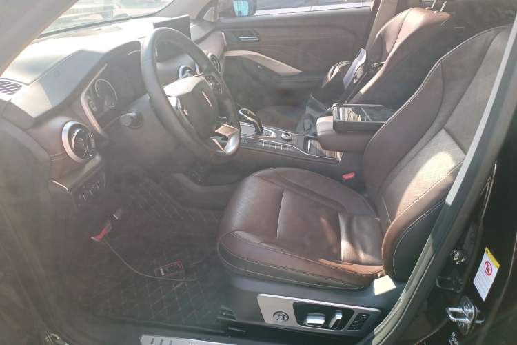 Used Wey VV6 2018 2.0T Two-Wheel Drive Flagship Version China V Standard
